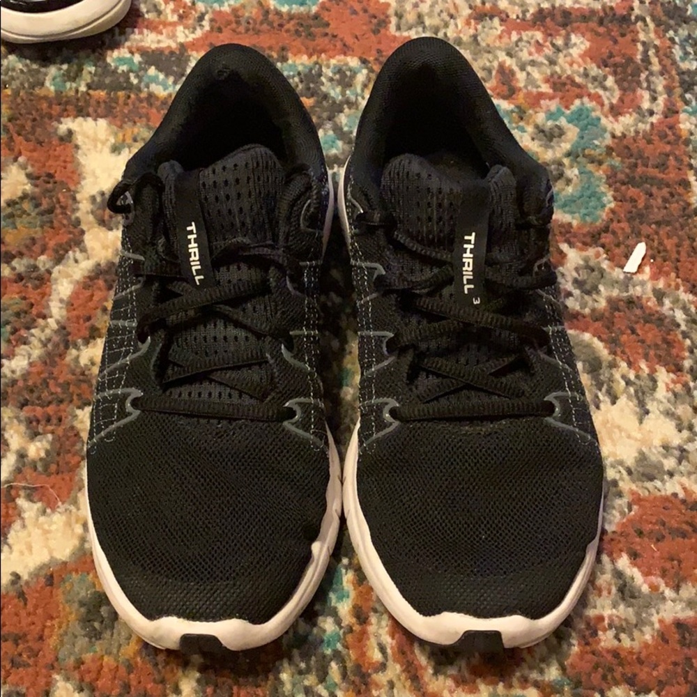 Under Armour tennis shoes